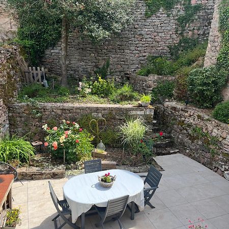 Maison Cosy En Plein Centre Ville Semur-en-Auxois Luaran gambar