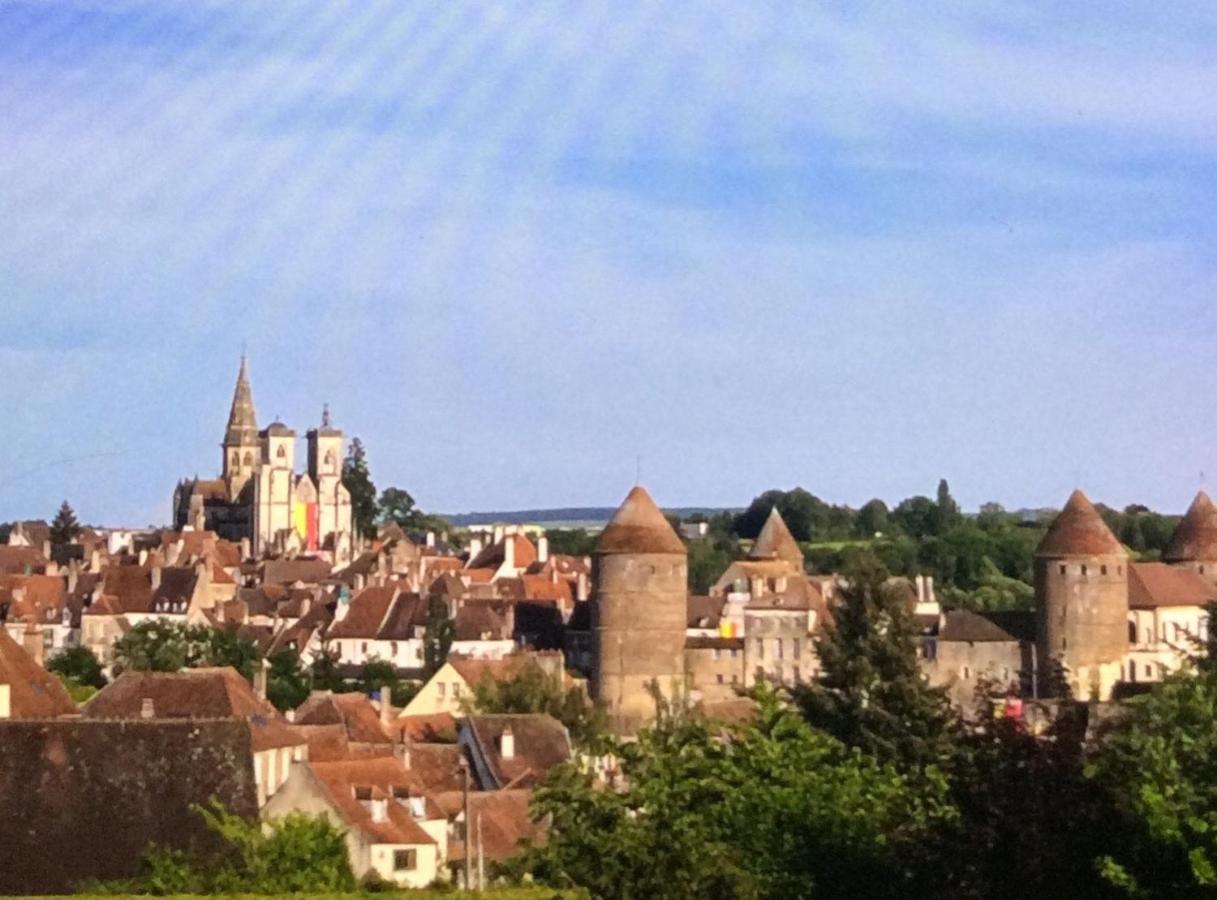 Maison Cosy En Plein Centre Ville Semur-en-Auxois Luaran gambar