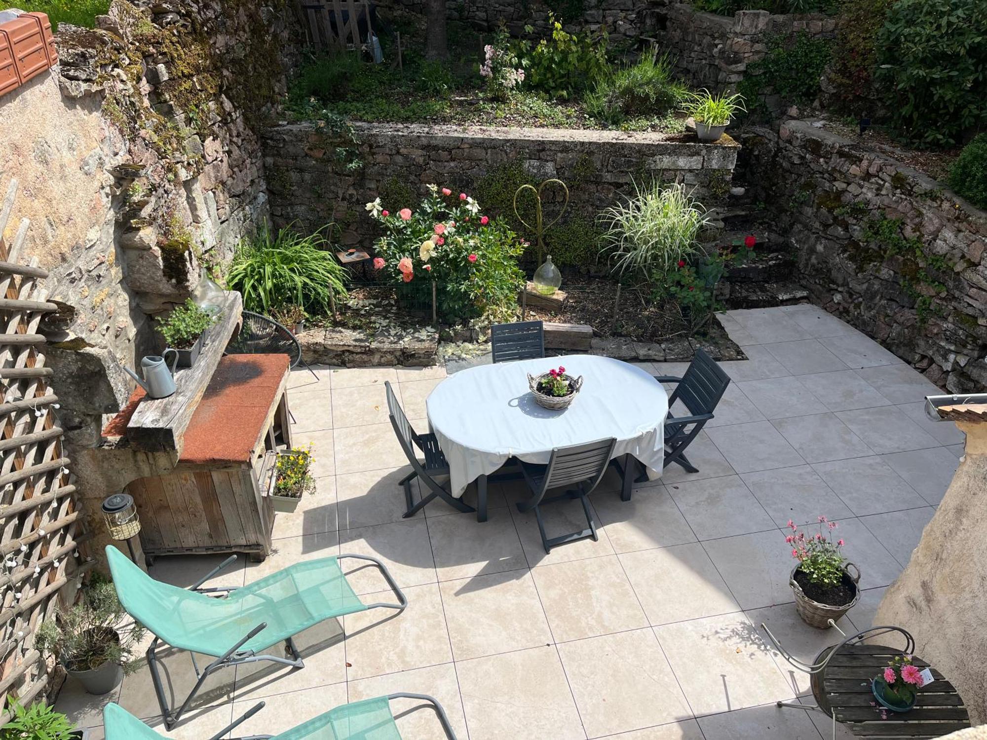 Maison Cosy En Plein Centre Ville Semur-en-Auxois Luaran gambar
